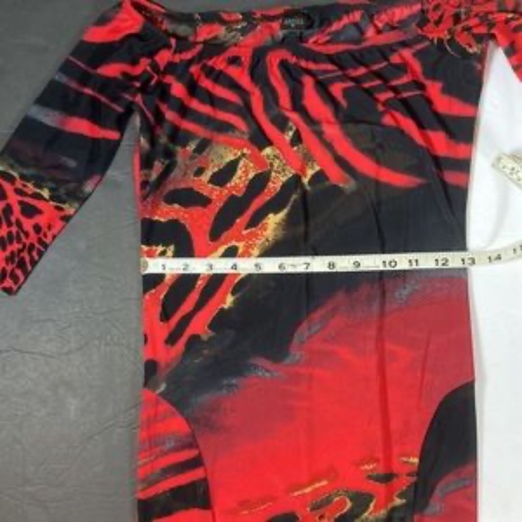 Ducci Stunning Mermaid Dress with Half Sleeves, Off the Shoulder or Boat neck - Picture 7 of 11